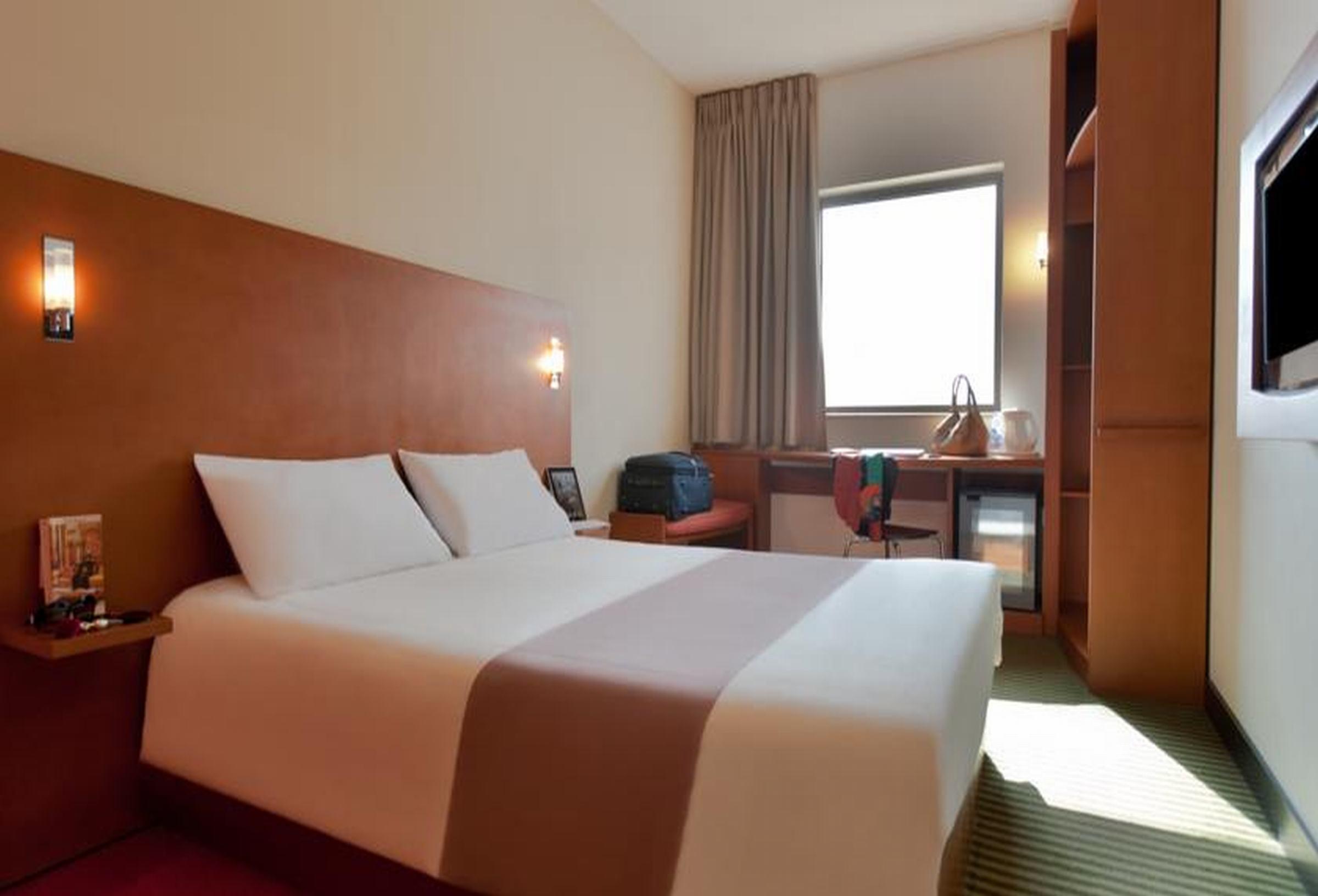 Ibis Amman Hotel Exterior photo